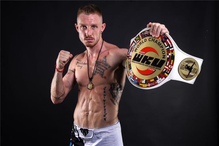 Bremerhaven: Thaiboxer Schroth selbstbewusst vor WM-Kampf Pascal Schroth will seinen WM-Titel verteidigen.