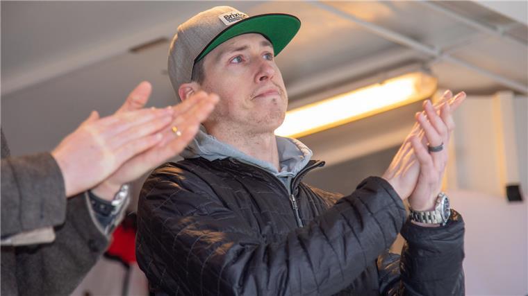 Sechs Spieler verlassen die Fischtown Pinguins - der Abschied in Bildern Patch Alber hatte beim Abschied Tränen in den Augen.