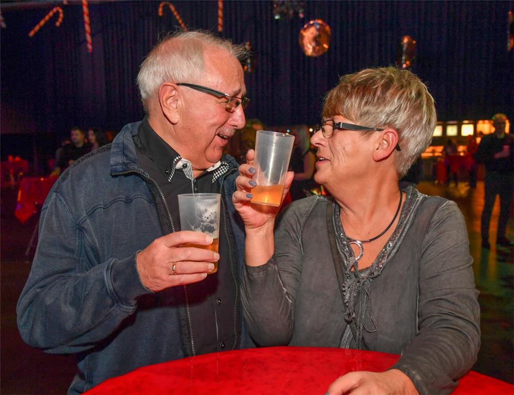 Peter und Sabine Laarmann aus Nordenham freuen sich auf gute Musik.