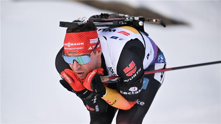 Mit letzter Kraft ins Ziel: Biathleten feiern WM-Bronze Philipp Nawrath kann gerade so die Strafrunde vermeiden.