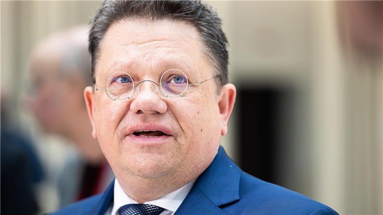 Gesundheitsminister über Mpox: „Sind gut aufgestellt“ Philippi will das Mpox-Virus nicht auf die leichte Schulter nehmen. (Archivbild)