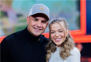 Pietro Lombardi und seine Verlobte Laura Maria Rypa.