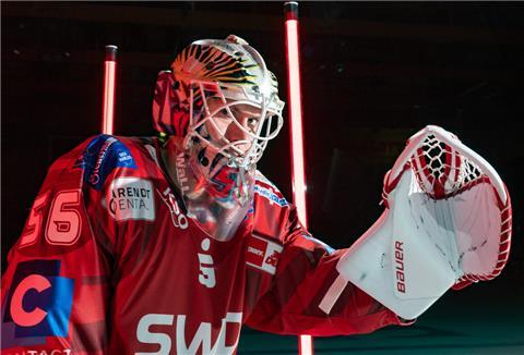 Pinguins-Keeper Maximilian Franzreb freut sich schon auf den Saisonstart.