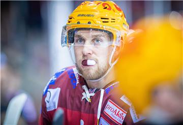 Pinguins-Nachwuchsstürmer Luca Gläser zieht eine positive Bilanz zu seiner ersten Saison in der Deutschen Eishockey-Liga.