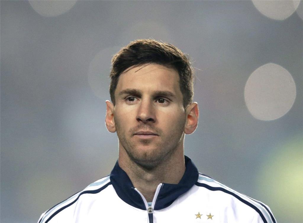 Platz 8: Lionel Messi (29, argentienischer Fußballer), 81,5 Millionen Dollar (et...
