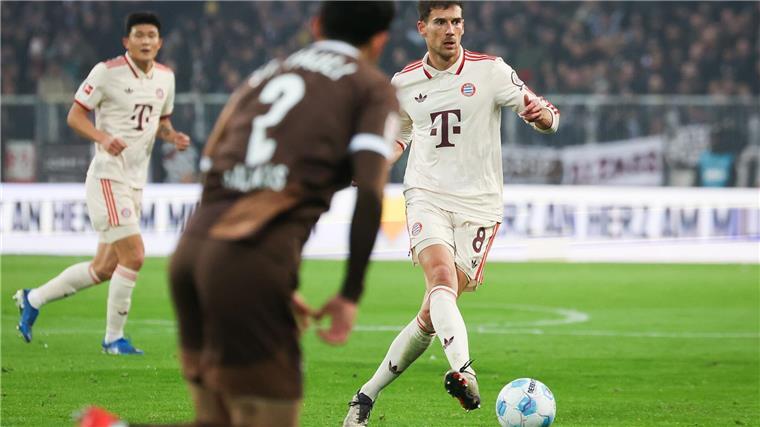 Plötzlich wieder mittendrin: Leon Goretzka (r), hier zuletzt im Einsatz gegen St. Pauli.