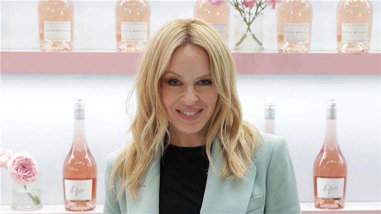 Kylie Minogue liebt ihren Job über alles Popstar Kylie Minogue im März auf der Messe ProWein 2023.