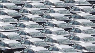 Porsche hat im vergangenen Jahr etwas mehr Sport- und Geländewagen verkauft.