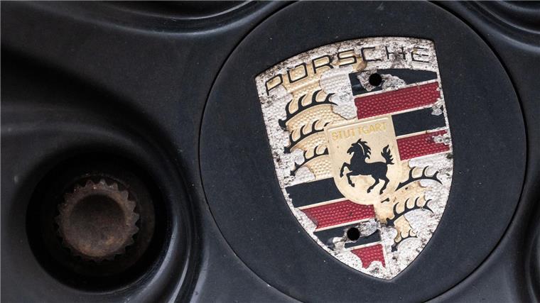 Porsche vollzieht einen Strategieschwenk - an der Börse geht es bergab