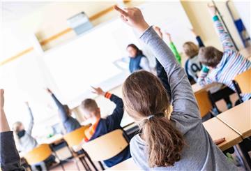 Präsenzunterricht oder Homeschooling? Auch ab der nächsten Woche entscheiden darüber in Bremerhaven die Eltern.