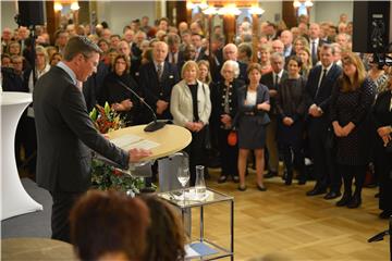 Premiere für Frank Imhoff: Zum ersten Mal lud er als Bürgerschaftspräsident zum Neujahrsempfang des Landtags ein. 