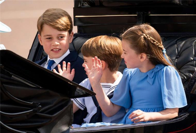 Prinz George wird 12: Das ändert sich für den König in spe Prinz George und seine jüngeren Geschwister Prinzessin Charlotte und Prinz Louis treten gelegentlich auch öffentlich auf. (Archivbild)