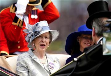 Prinzessin Anne am dritten Tag der Royal-Ascot-Rennwoche in einer offenen Kutsche.