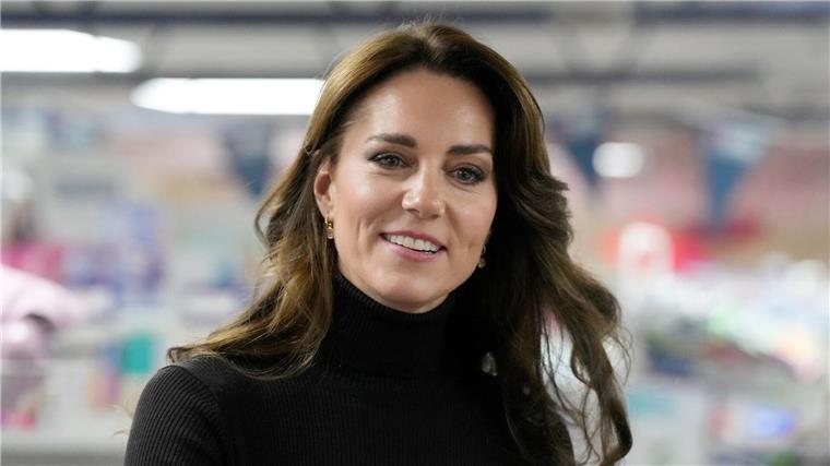 Prinzessin Kate nach Bauch-OP länger im Krankenhaus Prinzessin Kate muss nach einer OP etwa zwei Wochen im Krankenhaus bleiben.