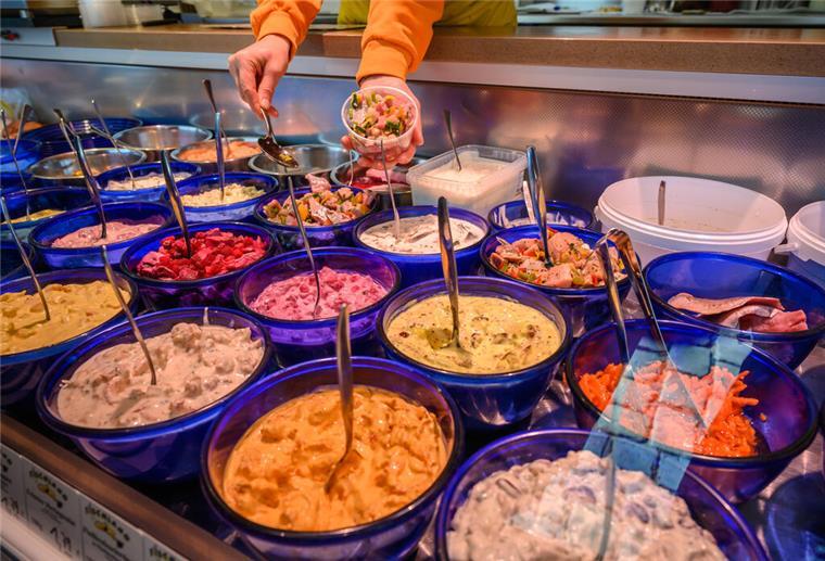Genusstouren über den Geestemünder Wochenmarkt Gratis-Kostproben