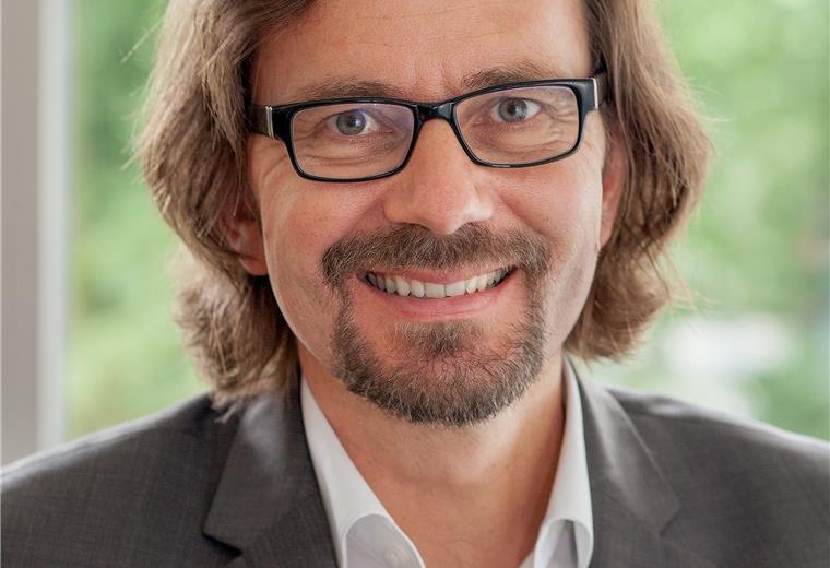 Psychiater: Die Corona-Krise kann Depression verschlimmern Professor Uwe Gonther befürchtet, dass psychische Erkrankungen wie Depression oder Burnout durch die Corona-Krise zunehmen werden.