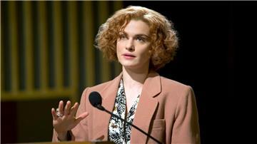Professorin Deborah E. Lipstadt wehrt sich gegen einen Holocaust-Leugner.
