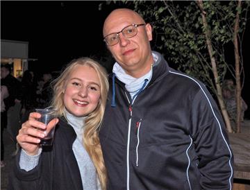 Prost!!! &quot;Rock in den Mai 2019&quot; in Sievern. Foto: Stehn