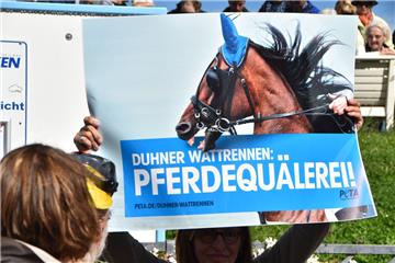 Proteste von Tierschützern von Peta: Im letzten Jahr machte das Duhner Wattrenne...