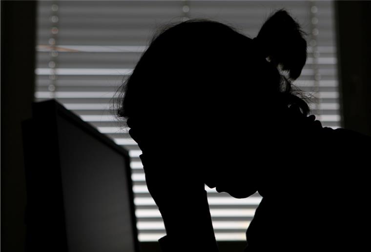 Pilotprojekt für psychisch schwer Erkrankte Psychisch schwer erkrankte Menschen in ländlichen Regionen müssen oft weite Strecken zurücklegen, um Hilfe zu bekommen.