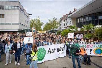 &quot;Fridays For Future&quot;: Demonstration in Bremerhaven.  Foto: Schimanke