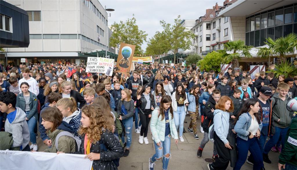 &quot;Fridays For Future&quot;: Demonstration in Bremerhaven.  Foto: Schimanke
