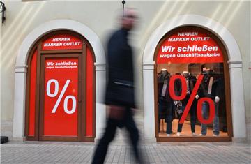 Räumungsverkauf: Im Mediterraneo in Bremerhaven stehen mehrere Geschäfte vor der Aufgabe. Im Herbst besteht das Center zehn Jahre.
