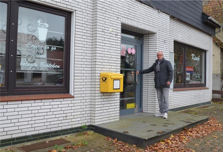 Rafael Platek kämpft in Drangstedt für bessere Nahversorgung Rafael Platek, alter und neuer Ortsbürgermeister in Drangstedt, will an einer besseren Nahversorgung „seiner“ Bürger sorgen. Der leere Dorfladen an der Hauptstraße ist dem Christdemokraten ein Dorn im Auge.