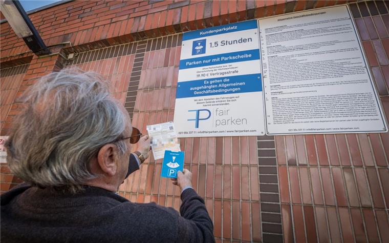 Bremerhaven: Knöllchen auf Supermarktparkplatz doppelt so teuer Rainer Bohls musste kürzlich eine Strafgebühr auf einem Discounter-Parplatz in der Hafenstraße zahlen, weil er vergaß in seinem Wagen die Parkscheibe zu hinterlegen.