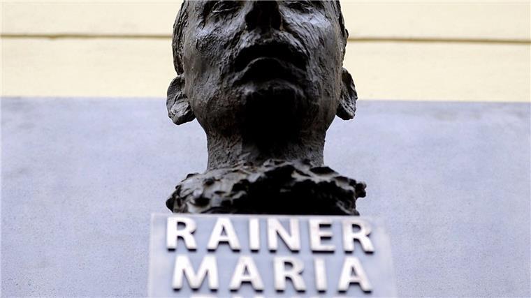 Rainer Maria Rilke ist einer der bekanntesten Dichter deutscher Sprache. (Archivbild)