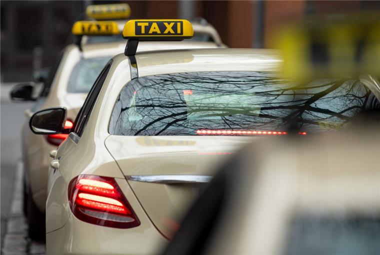Die Stadt Bremerhaven und ihre Taxen Reaktionen auf den Artikel „Vertrieben aus dem Taxi-Paradies“: norderlesen.de hat mit allen Seiten über die aktuelle Situation gesprochen.