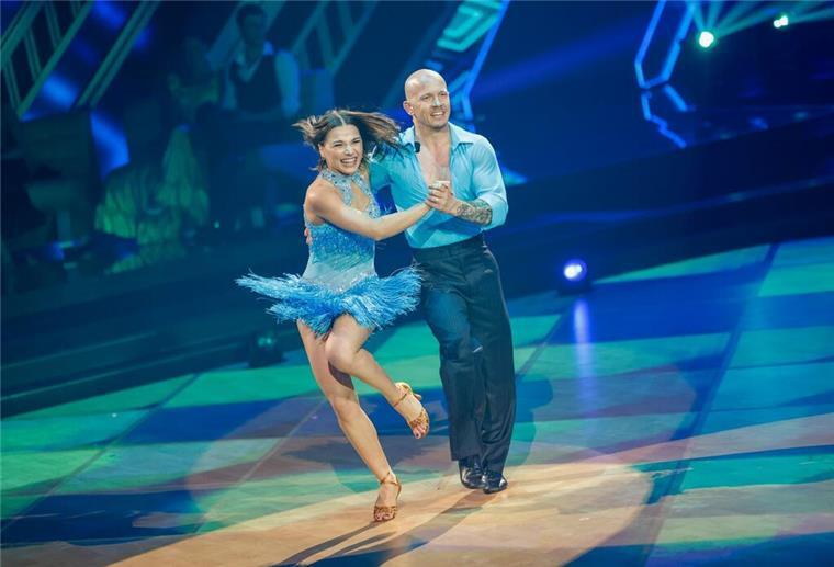 Diese Kandidaten stehen im Finale von „Let’s Dance“ Reck-Olympiasieger Fabian Hambüchen erhielt für seine Improvisation die Bestnote.