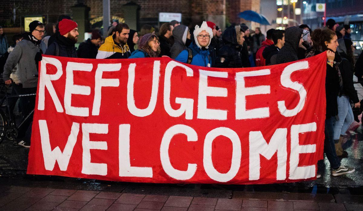 "Refugees Welcome" ist der Anglizismus des Jahres 2015 Refugees welcome