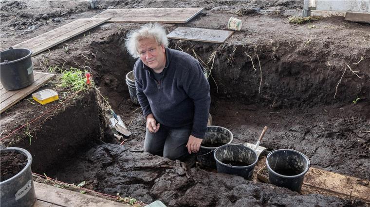 Neue Erkenntnisse über ältestes Grab Norddeutschlands Regelmäßig graben Lübke und sein Team dort. (Archivbild)