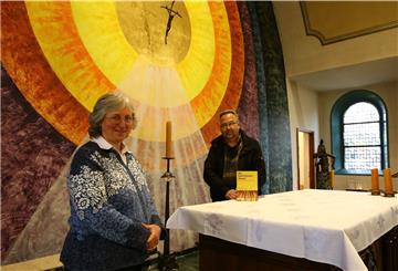 Reinhard Schicht ist der Nachfolger von Küsterin Gisela Hinrichs in der Herz Mariä Kirche in Burhave.