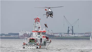 Rettung aus der Luft: Gezeigt wurde, wie bei einem Notfall jede Minute zählt.