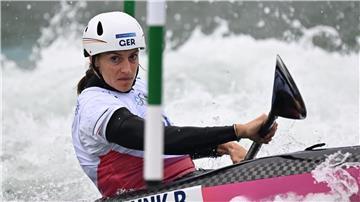 Ricarda Funk holt sich in Frankreich ihren ersten Weltcup-Sieg der Saison.