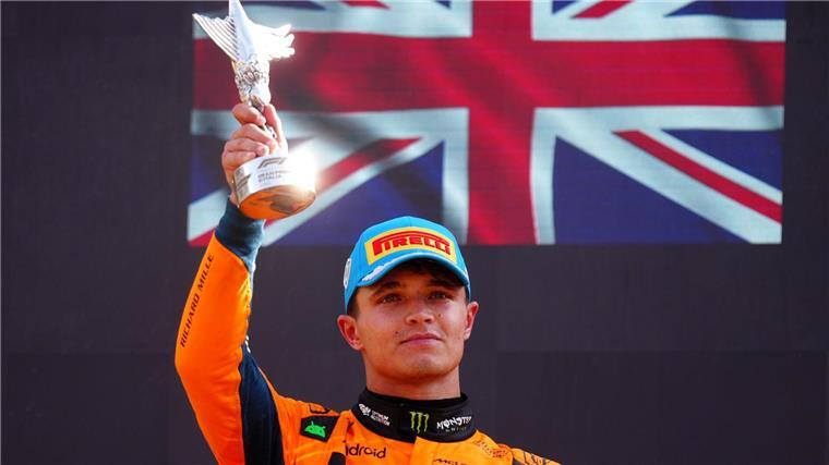 McLaren in der Fairplay-Zange: Nutznießer Verstappen? Richtig glücklich sieht Lando Norris nach Platz zwei in Monza nicht aus.