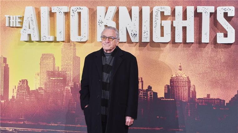Robert De Niro fasziniert im Doppelpack Robert De Niro verkörpert virtuos die Gangsterbosse Vito Genovese und Frank Costello. (Archivbild)