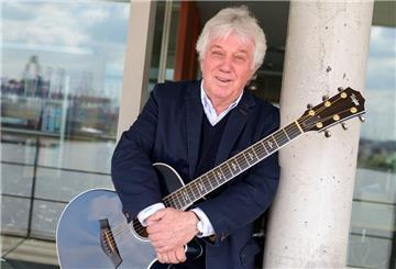 Rolf Zuckowski hat ein neues Lied veröffentlicht. Helgoland-Fans werden sich freuen.