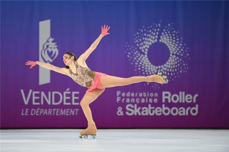 Rollkunstläuferin Lina Goncharenko macht stets eine gute Figur. Das gilt auch für die Sportlerwahl. Dort räumte die Athletin des ERC Bremerhaven den Titel "Sportlerin des Jahres" ab.