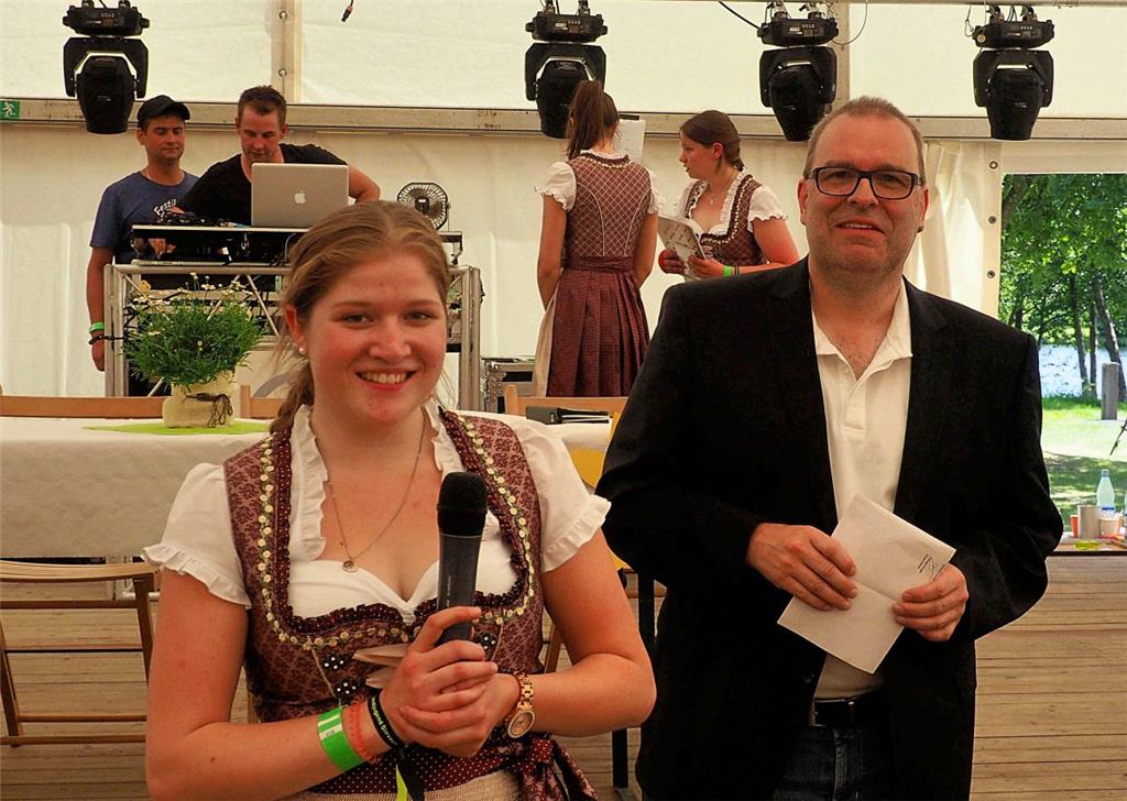 Romy Raab konnte auch Geestlands Bürgermeister Thorsten Krüger begrüßen, der ein Grußwort sprach