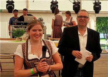 Romy Raab konnte auch Geestlands Bürgermeister Thorsten Krüger begrüßen, der ein Grußwort sprach