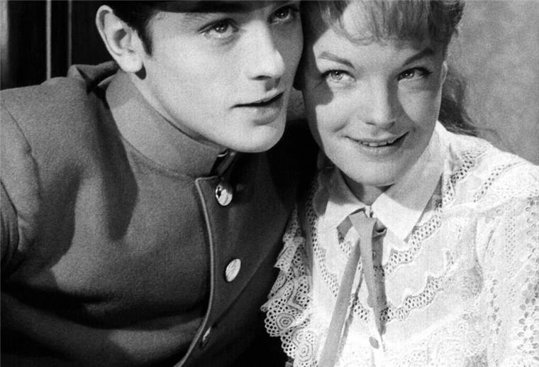 Romy Schneider wählte Delon für eine Filmrolle aus.