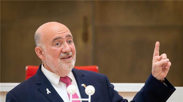 Ron Prosor, Botschafter von Israel in Deutschland, traf sich mit Wolfram Weimer. (Archivbild)