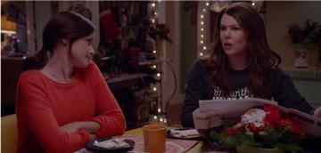 Rory und Lorelai stehen auch in den neuen Staffeln wieder im Mittelpunkt des Geschehens. 