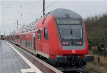 Rote Lichter, nichts geht: Die Regionalexpress-Züge dürften am Freitagvormittag ausfallen.