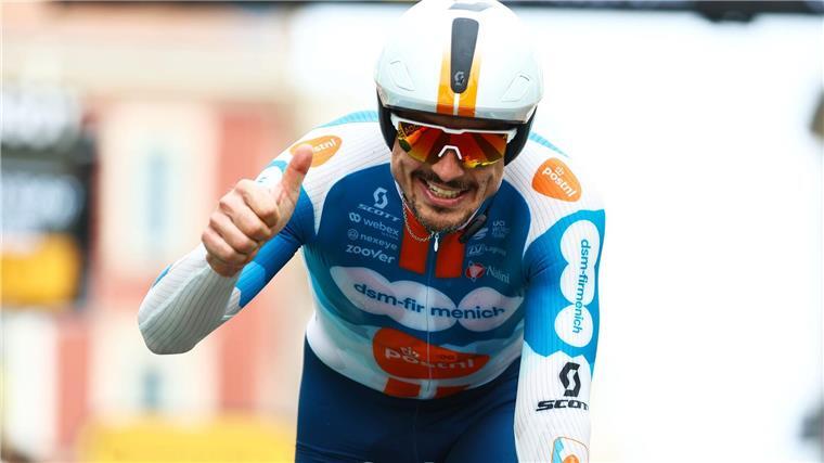 Degenkolb setzt Rad-Karriere bis Ende 2026 fort Routinier Degenkolb macht bis 2026 weiter.