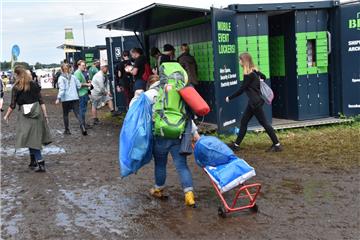 Rucksack? Check! Sackkarre? Check! Foto: Overschmidt