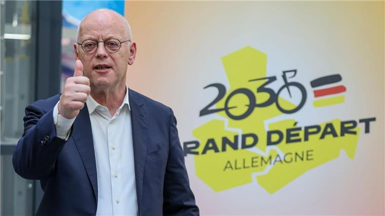 Rudolf Scharping, Ehrenpräsident von German Cycling, befürwortet das Projekt.